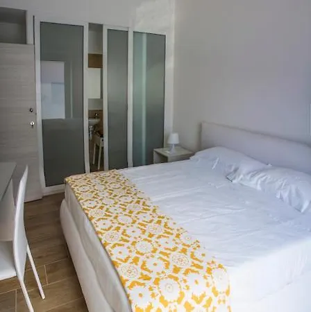 La Casa Di Penelope E Noleggio Bici Elettriche Nocleg ze śniadaniem *