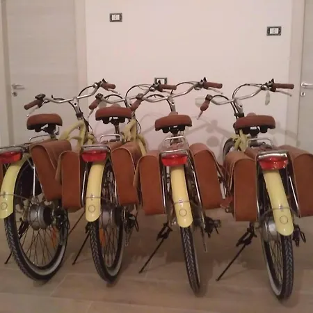La Casa Di Penelope E Noleggio Bici Elettriche Ispica