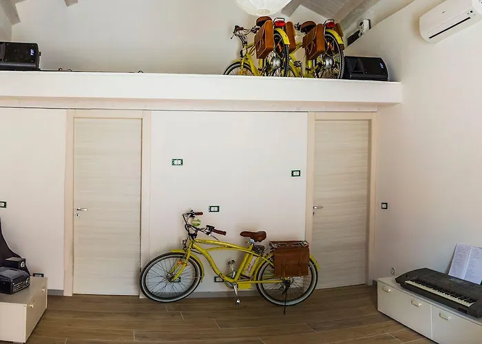 Bed & Breakfast La Casa Di Penelope E Noleggio Bici Elettriche